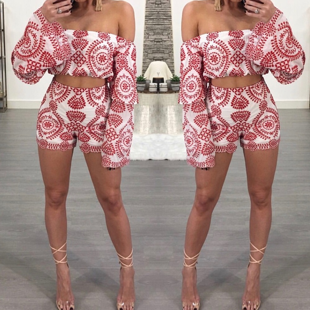 Red & White Set